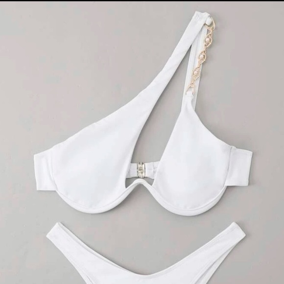 NWOT Bikini Top - Picture 2 of 8